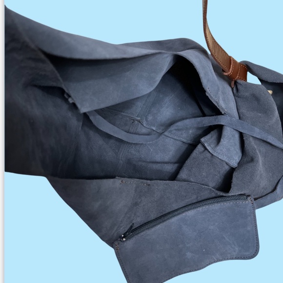 deep blue suede leather tote bag ONE OF A KIND - Picture 3 of 4